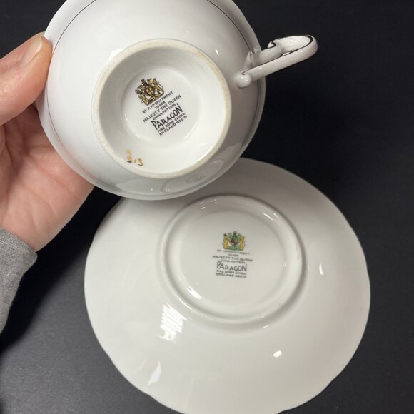 Paragon Tea Cup And Saucer Canada Coats Of Arms & Emblems Fine Bone China UK - Picture 8 of 16